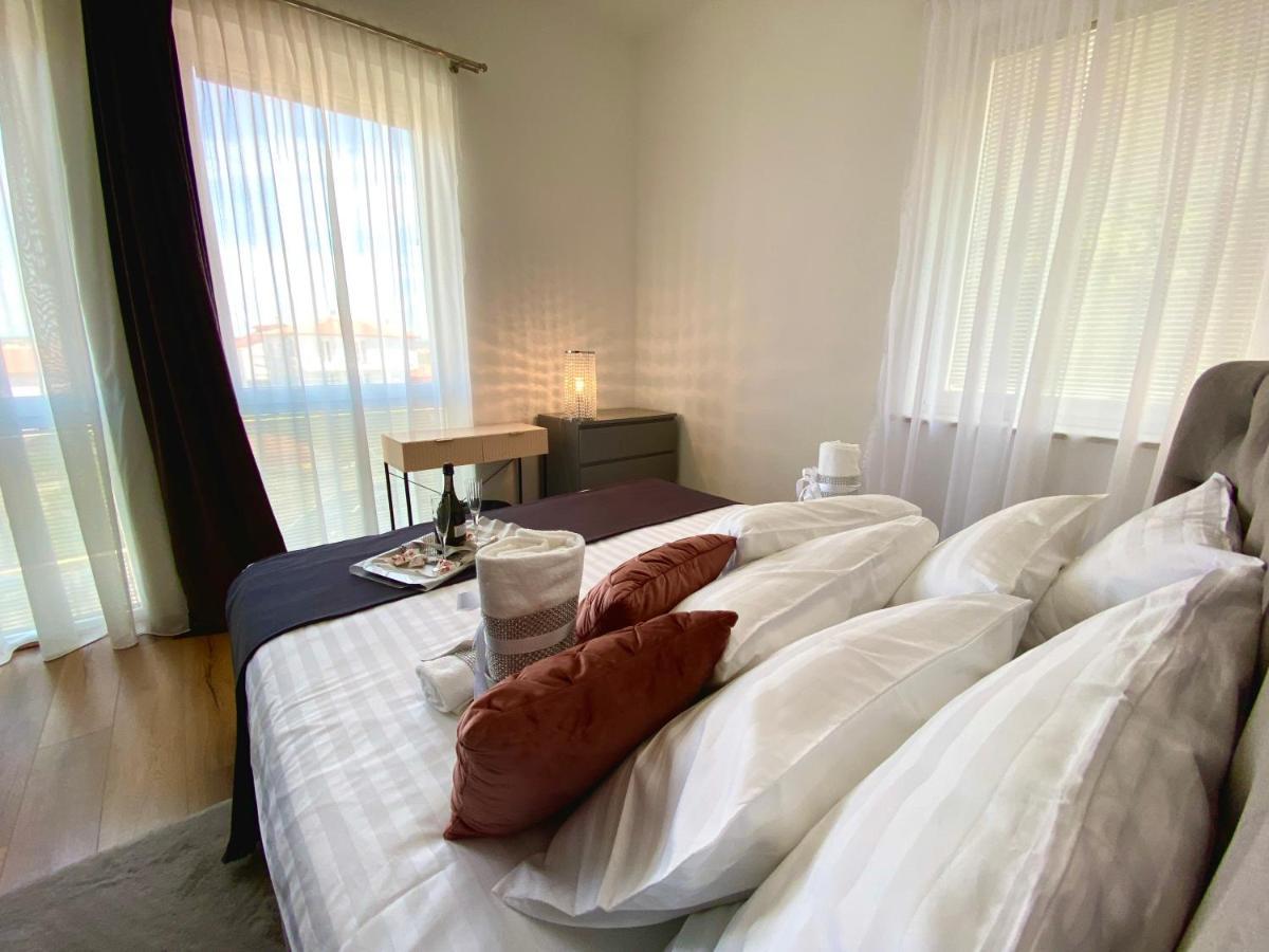 Apartman Sogni D’Oro Apartment Pula Bagian luar foto