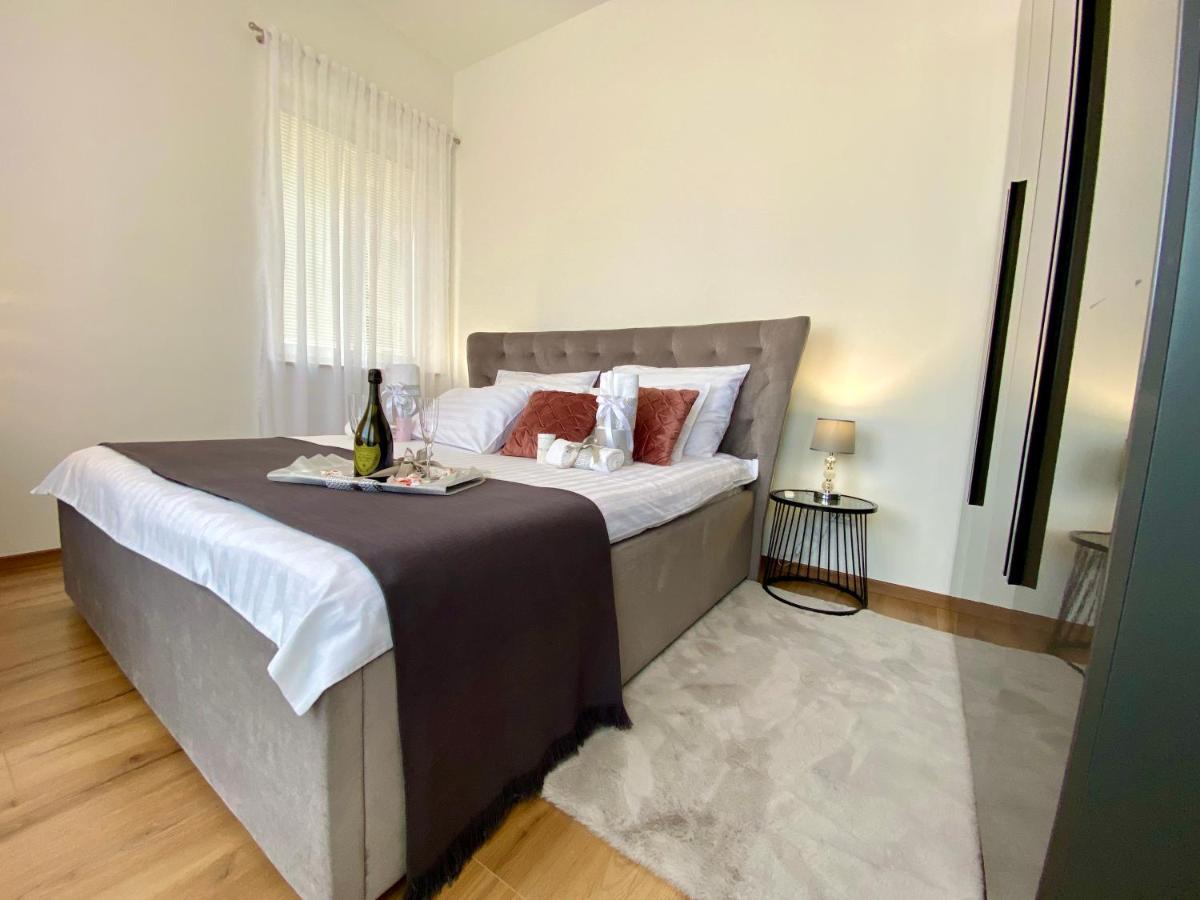 Apartman Sogni D’Oro Apartment Pula Bagian luar foto