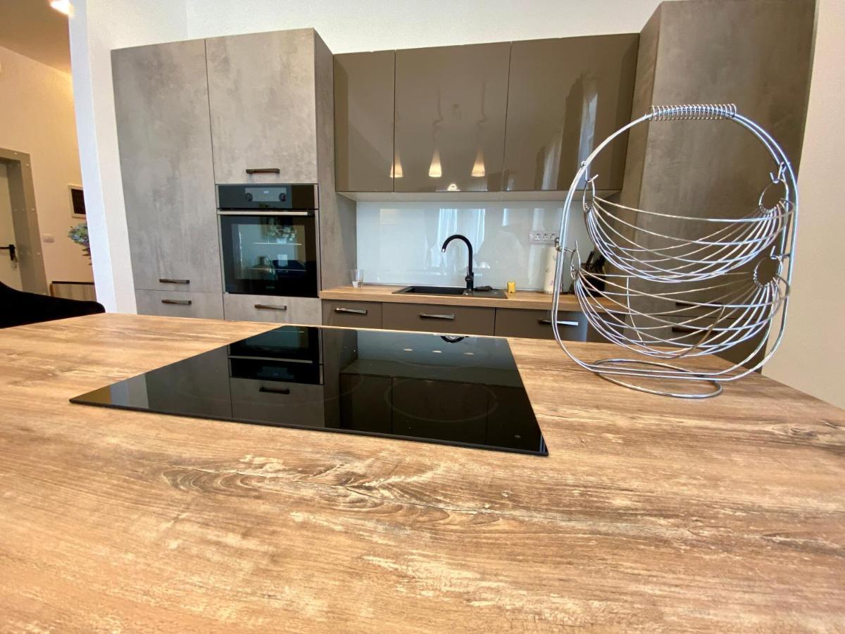 Apartman Sogni D’Oro Apartment Pula Bagian luar foto