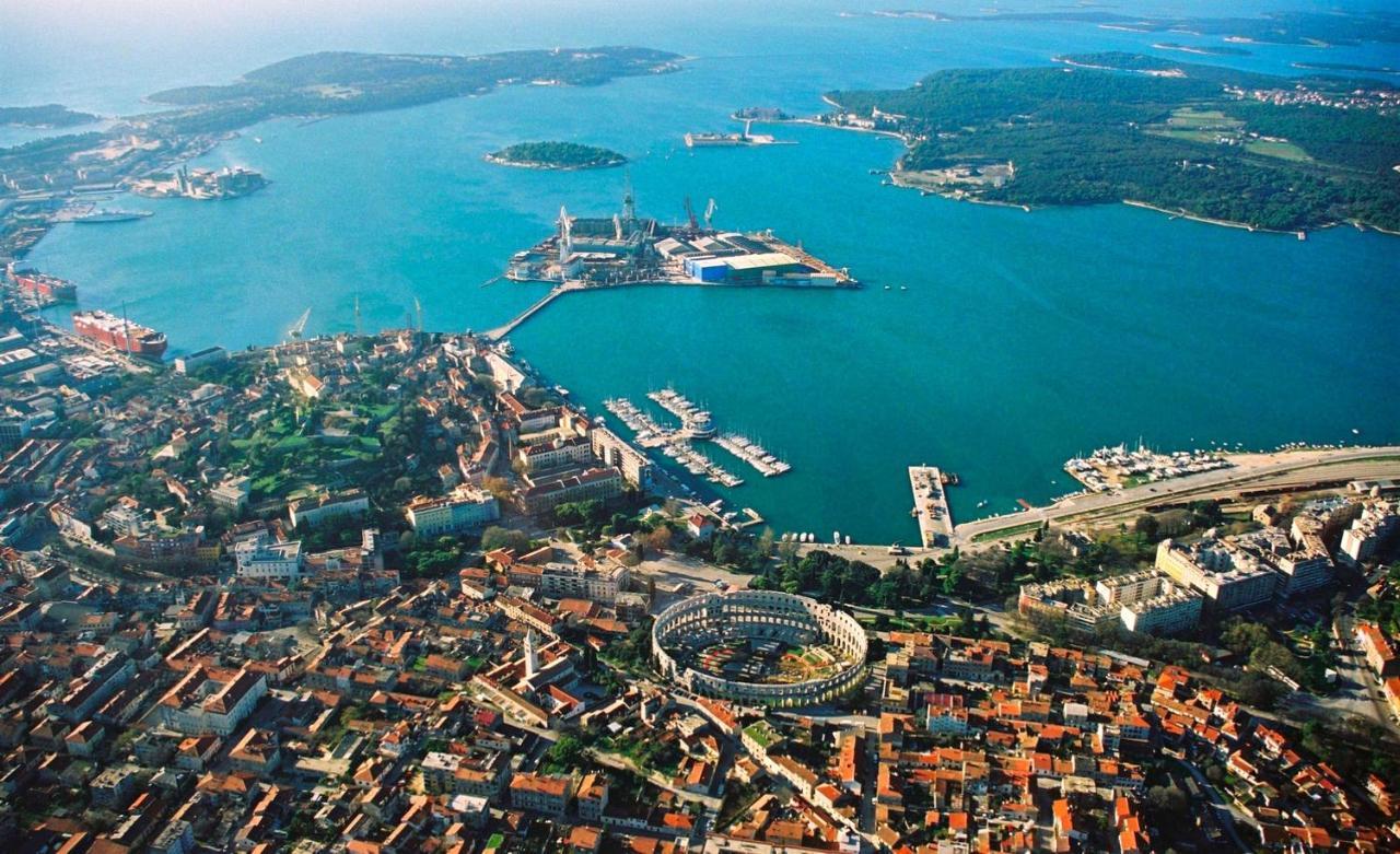 Apartman Sogni D’Oro Apartment Pula Bagian luar foto